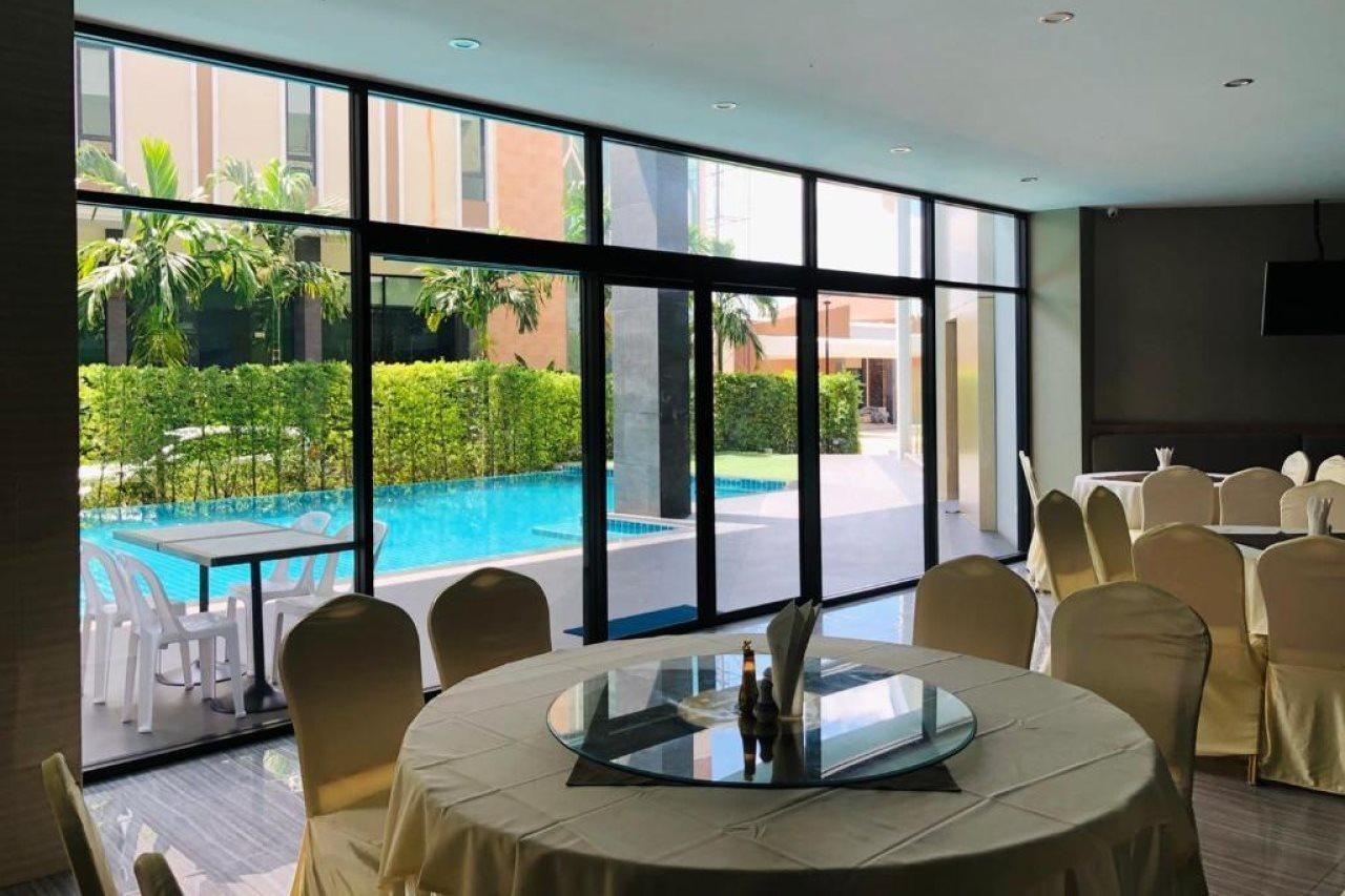 Srilamduan Hotel Sisaket Екстериор снимка