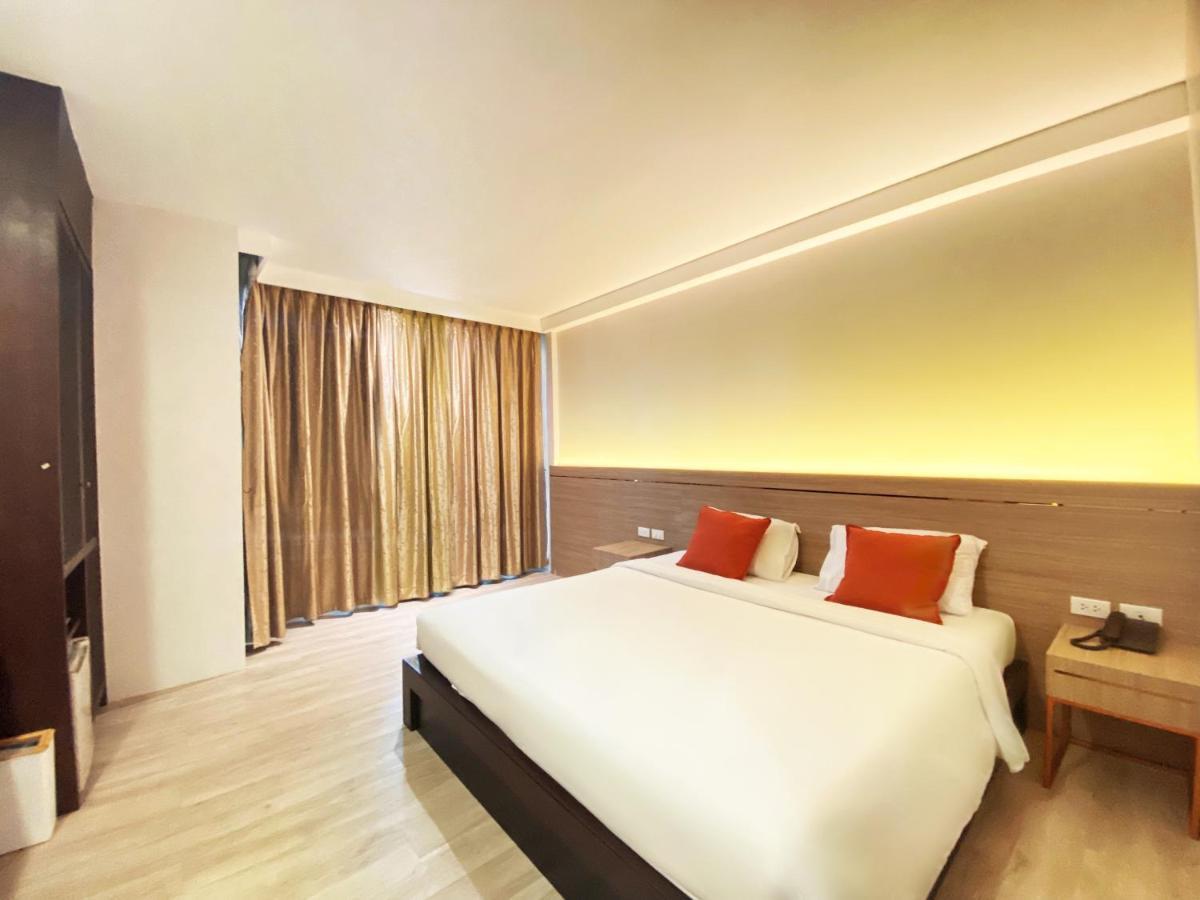 Srilamduan Hotel Sisaket Екстериор снимка