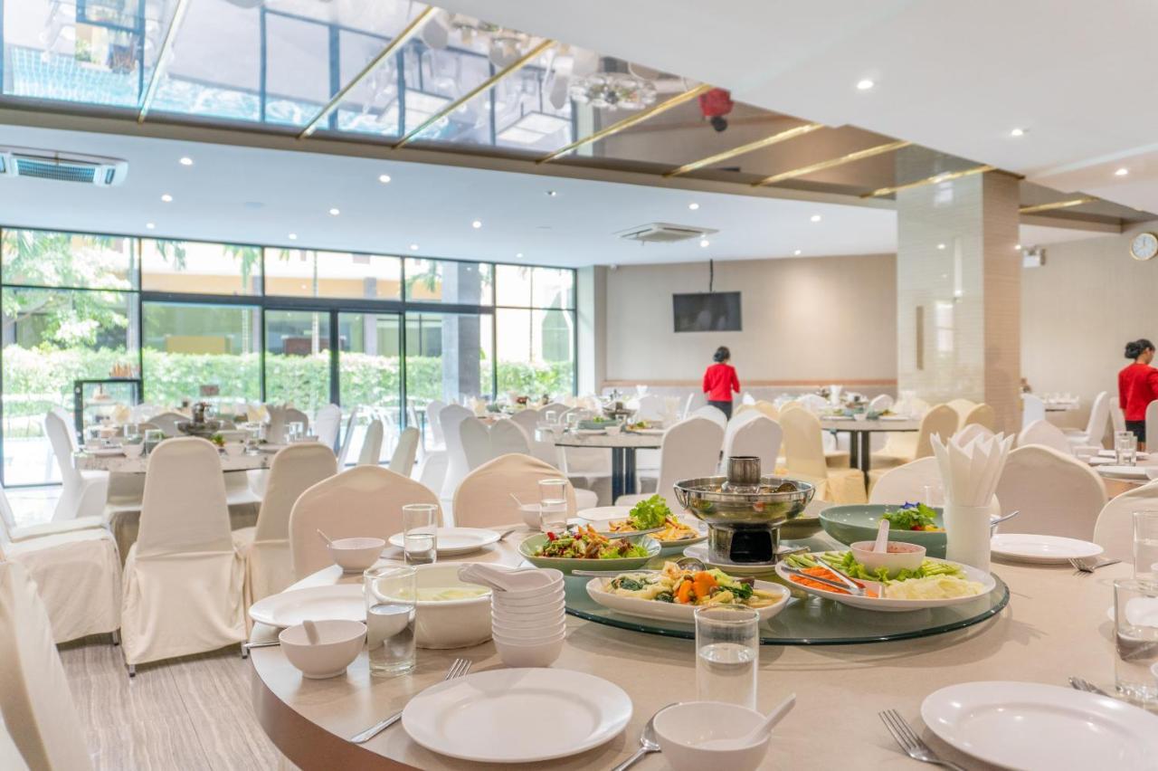 Srilamduan Hotel Sisaket Екстериор снимка